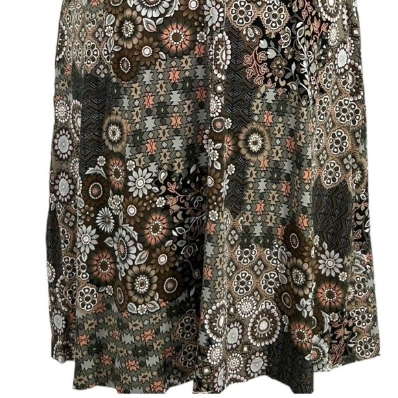 Northstyle Brown Multicolored Fit and Flare Short Sleeve Floral Dress Size 6 - Picture 4 of 15